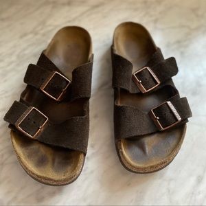 Birkenstocks Arizona suede